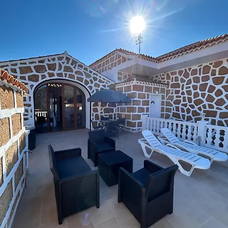 La Centinela# Luxury فيلة