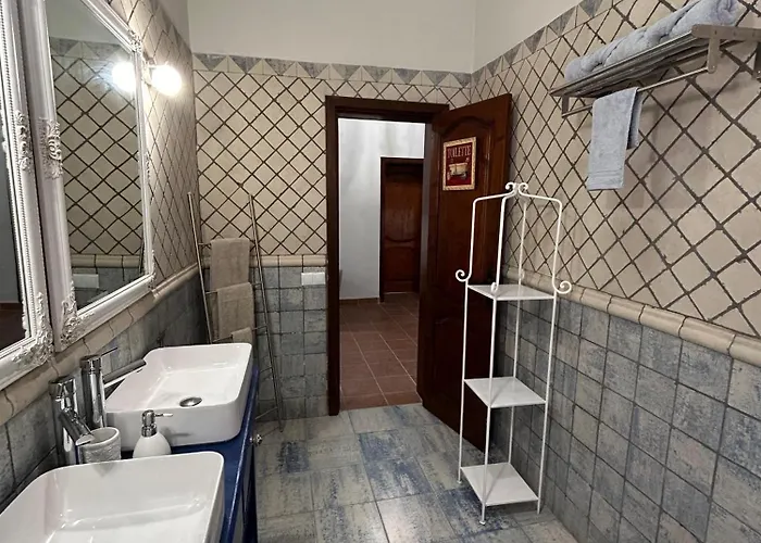 La Centinela# Luxury Villa *